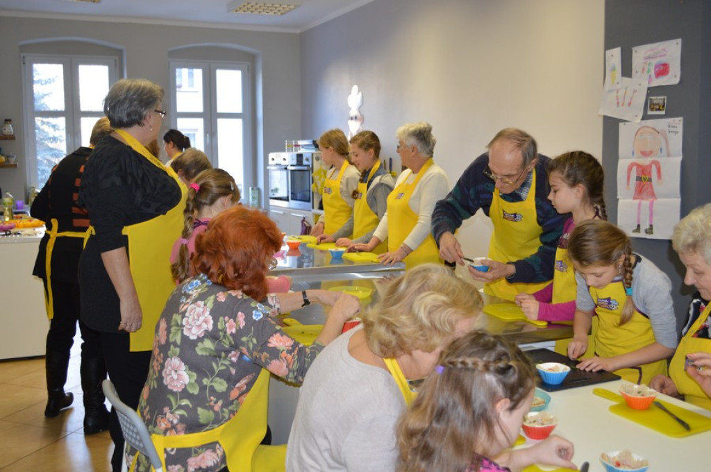 Kulinarne warsztaty z babcią i dziadkiem