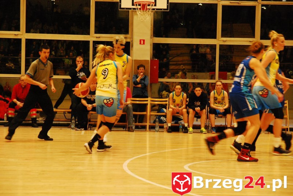 KSK Stal Brzeg bardzo pewnie wygrywa z MKS Polkowice [fotorelacja]