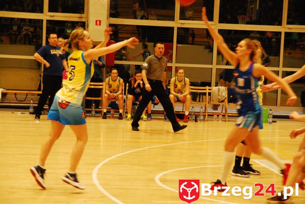 KSK Stal Brzeg bardzo pewnie wygrywa z MKS Polkowice [fotorelacja]