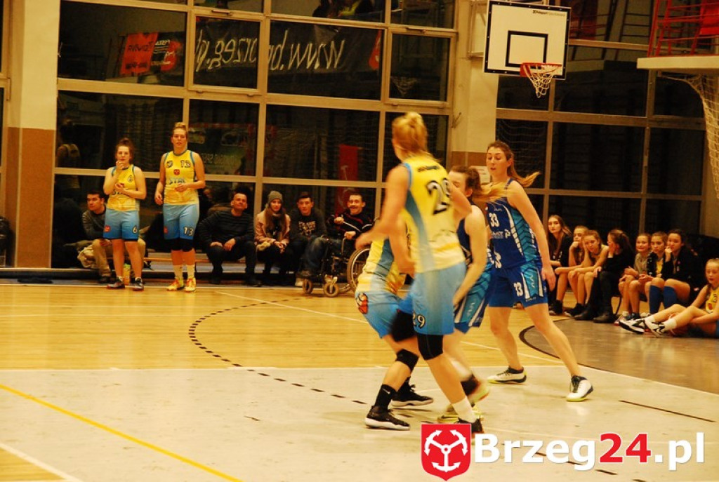 KSK Stal Brzeg bardzo pewnie wygrywa z MKS Polkowice [fotorelacja]