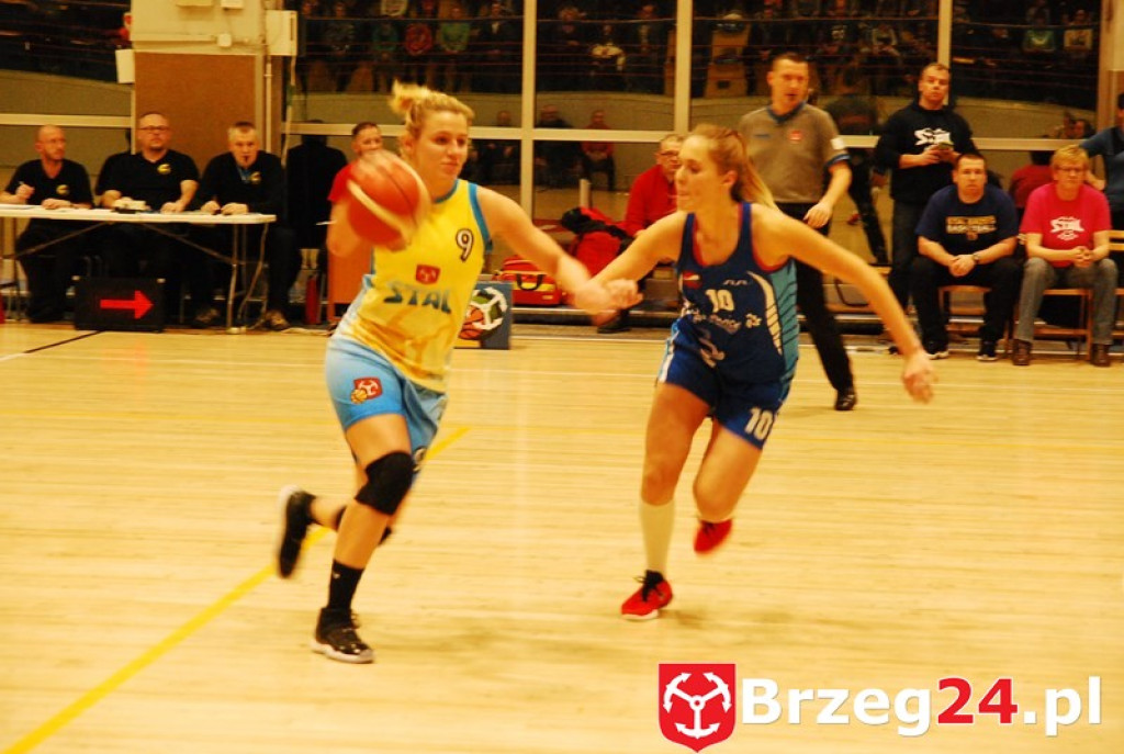 KSK Stal Brzeg bardzo pewnie wygrywa z MKS Polkowice [fotorelacja]