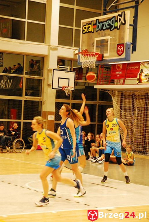 KSK Stal Brzeg bardzo pewnie wygrywa z MKS Polkowice [fotorelacja]