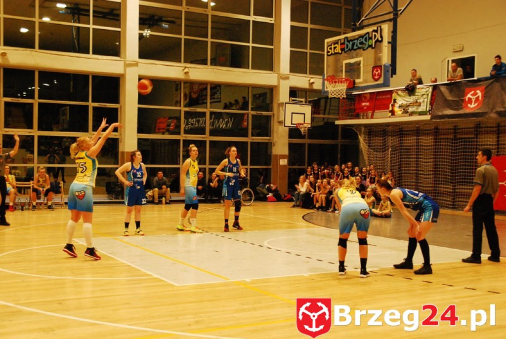 KSK Stal Brzeg bardzo pewnie wygrywa z MKS Polkowice [fotorelacja]