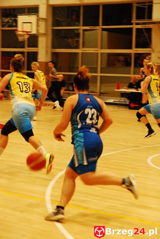 KSK Stal Brzeg bardzo pewnie wygrywa z MKS Polkowice [fotorelacja]