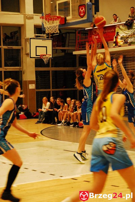 KSK Stal Brzeg bardzo pewnie wygrywa z MKS Polkowice [fotorelacja]