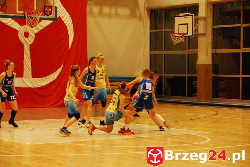 KSK Stal Brzeg bardzo pewnie wygrywa z MKS Polkowice [fotorelacja]