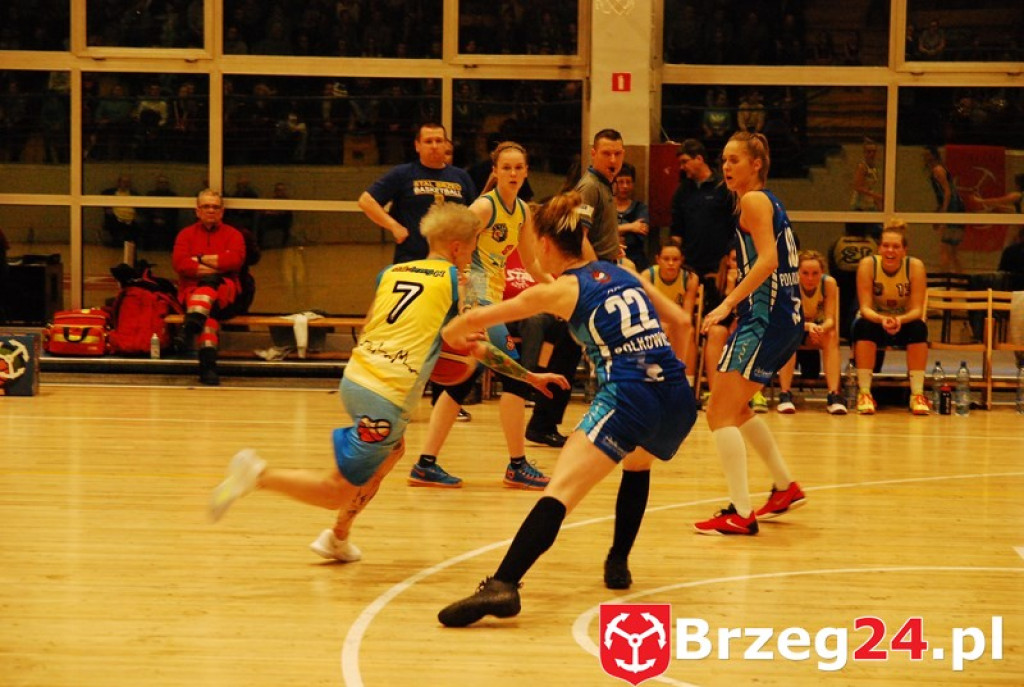 KSK Stal Brzeg bardzo pewnie wygrywa z MKS Polkowice [fotorelacja]