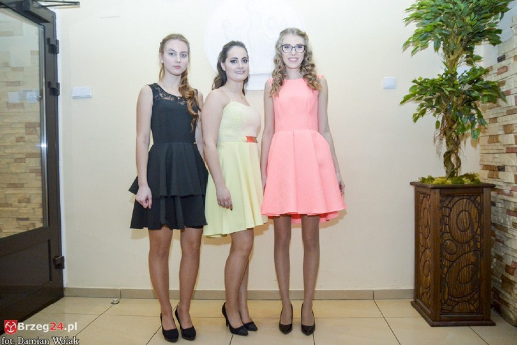 Studniówki 2017: Bal maturalny Zespołu Szkół Zawodowych nr 1 w Brzegu [fotogaleria]