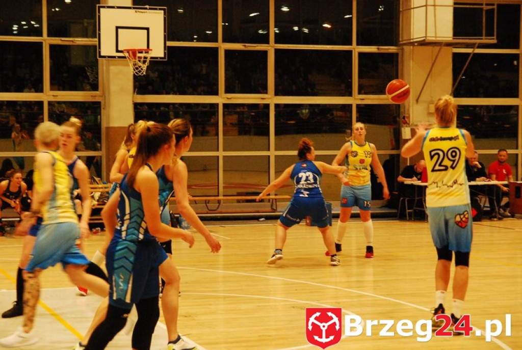 KSK Stal Brzeg bardzo pewnie wygrywa z MKS Polkowice [fotorelacja]