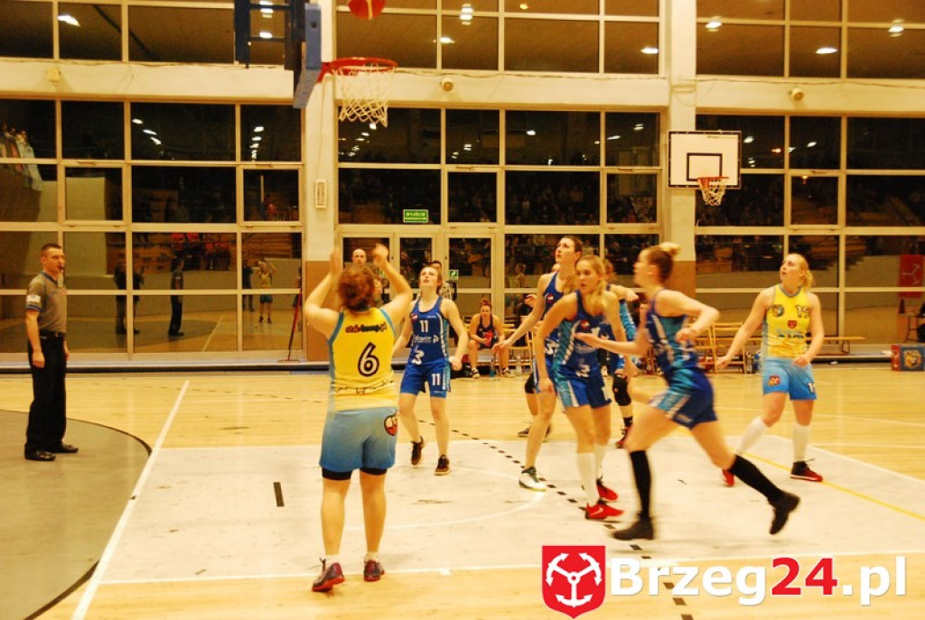 KSK Stal Brzeg bardzo pewnie wygrywa z MKS Polkowice [fotorelacja]