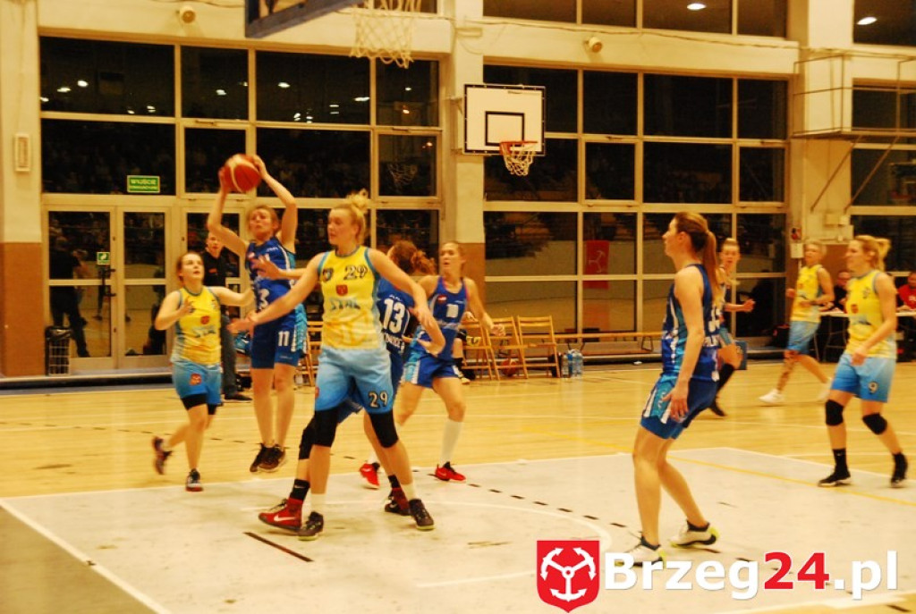 KSK Stal Brzeg bardzo pewnie wygrywa z MKS Polkowice [fotorelacja]