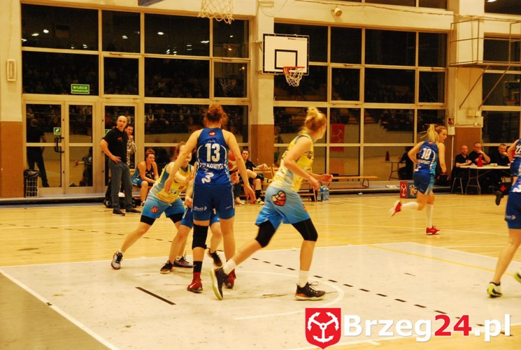 KSK Stal Brzeg bardzo pewnie wygrywa z MKS Polkowice [fotorelacja]