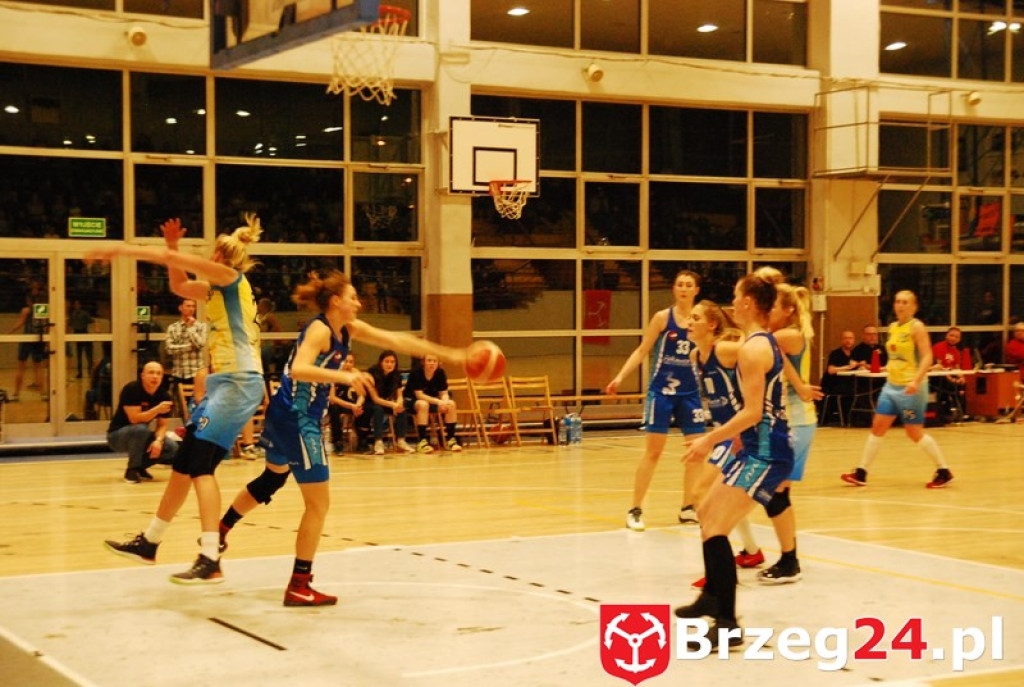 KSK Stal Brzeg bardzo pewnie wygrywa z MKS Polkowice [fotorelacja]