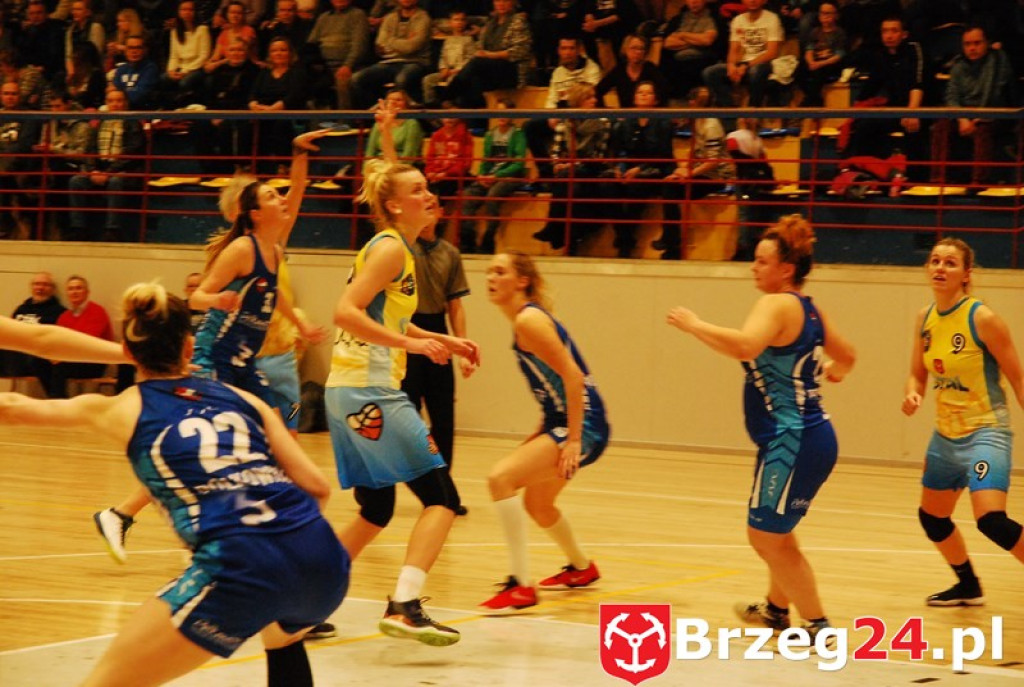 KSK Stal Brzeg bardzo pewnie wygrywa z MKS Polkowice [fotorelacja]