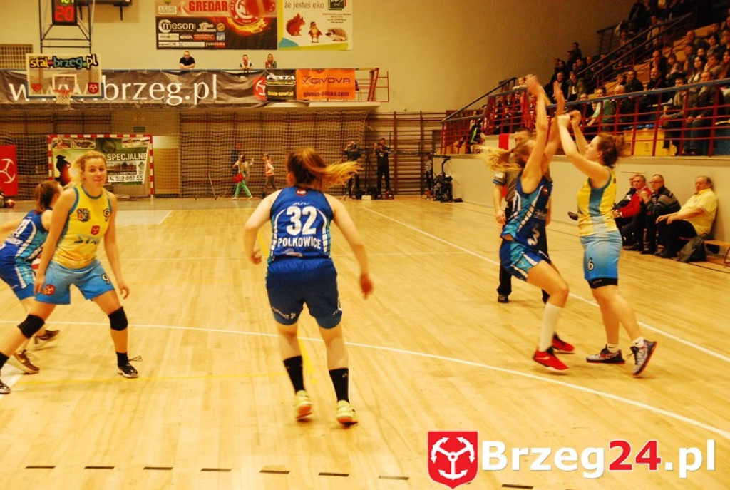 KSK Stal Brzeg bardzo pewnie wygrywa z MKS Polkowice [fotorelacja]