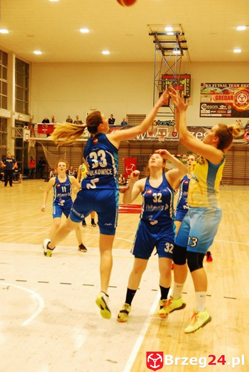 KSK Stal Brzeg bardzo pewnie wygrywa z MKS Polkowice [fotorelacja]