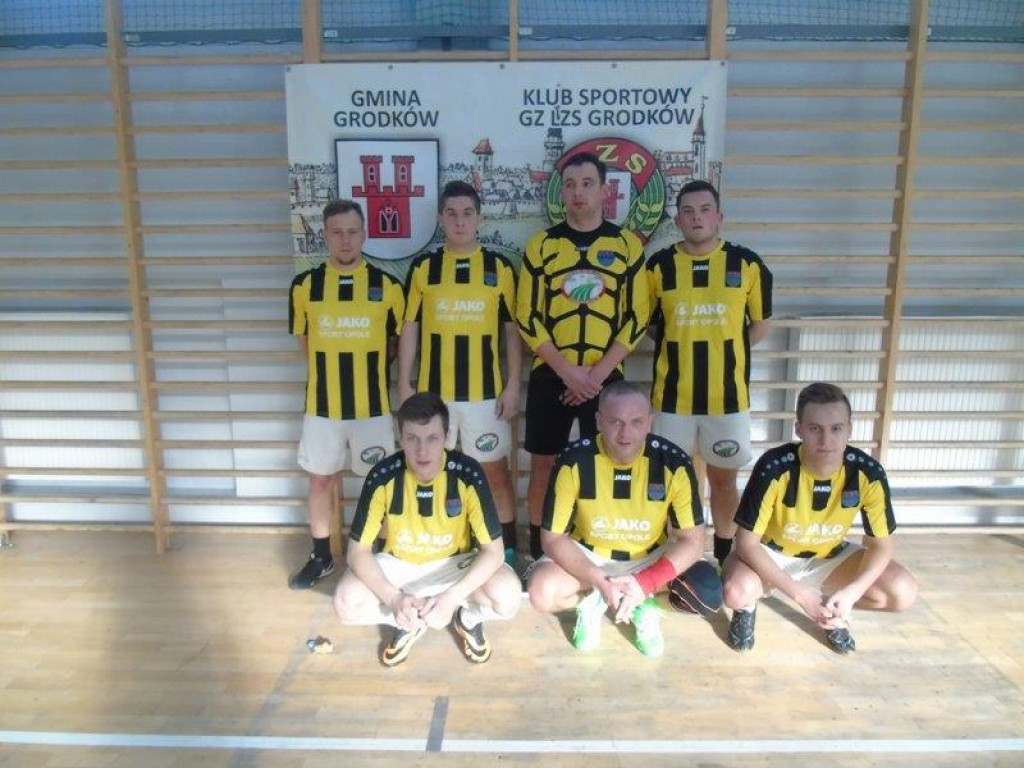 Rozgrywki seniorów o puchar GZ LZS Grodków