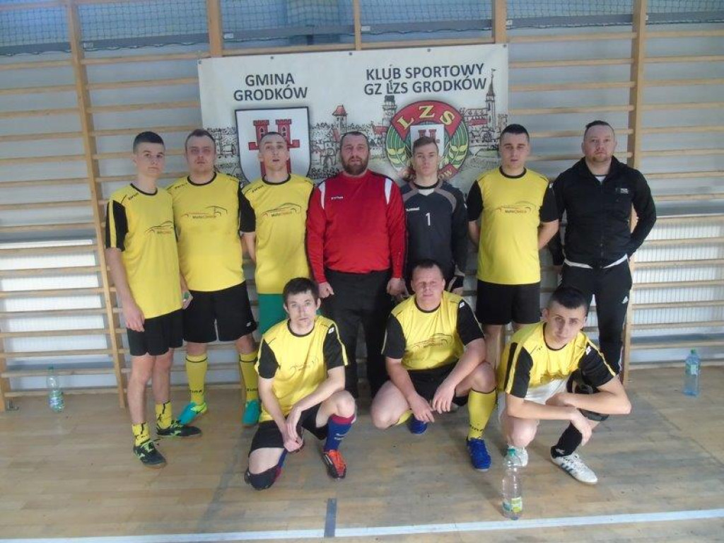 Rozgrywki seniorów o puchar GZ LZS Grodków