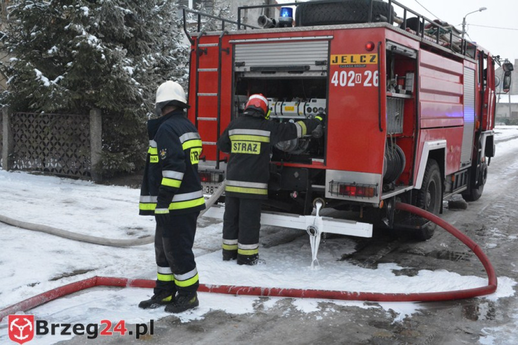 Pożar warsztatu w Goli Grodkowskiej. Straty mogą być bardzo duże