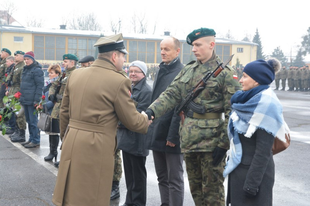 83 elewów złożyło przysięgę w 1. Brzeskim Pułku Saperów
