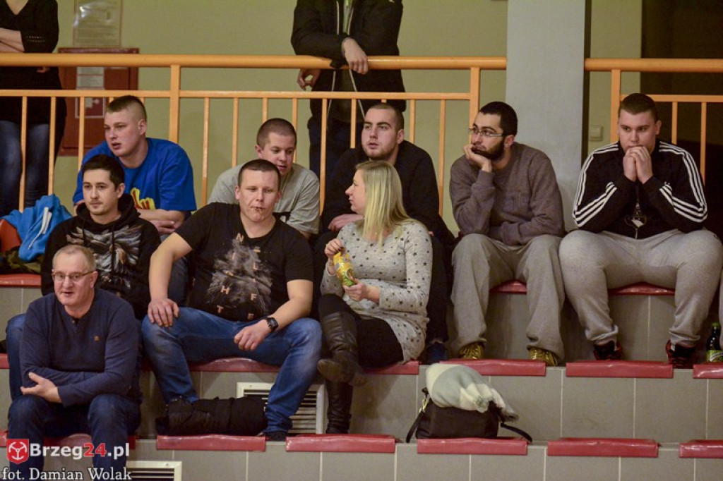 Olimp nokautuje rywali. Dobry mecz w wykonaniu Olimpijczyków.