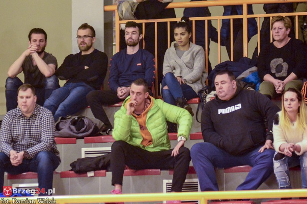 Olimp nokautuje rywali. Dobry mecz w wykonaniu Olimpijczyków.