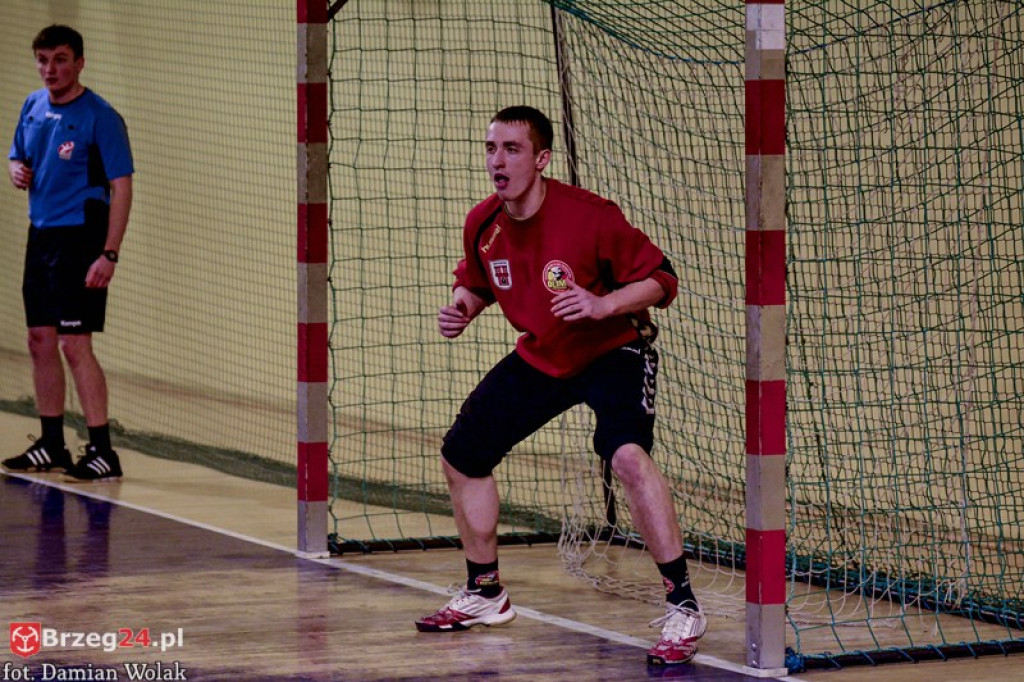 Olimp nokautuje rywali. Dobry mecz w wykonaniu Olimpijczyków.