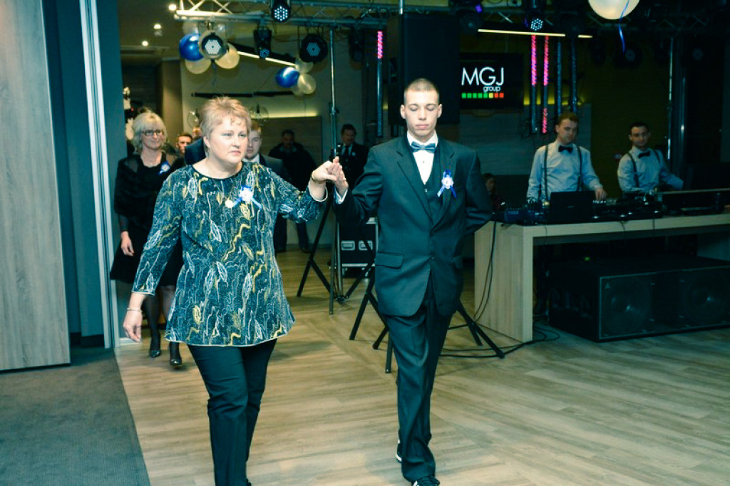 Studniówka Zespołu Szkół Budowlanych w Brzegu [fotogaleria]