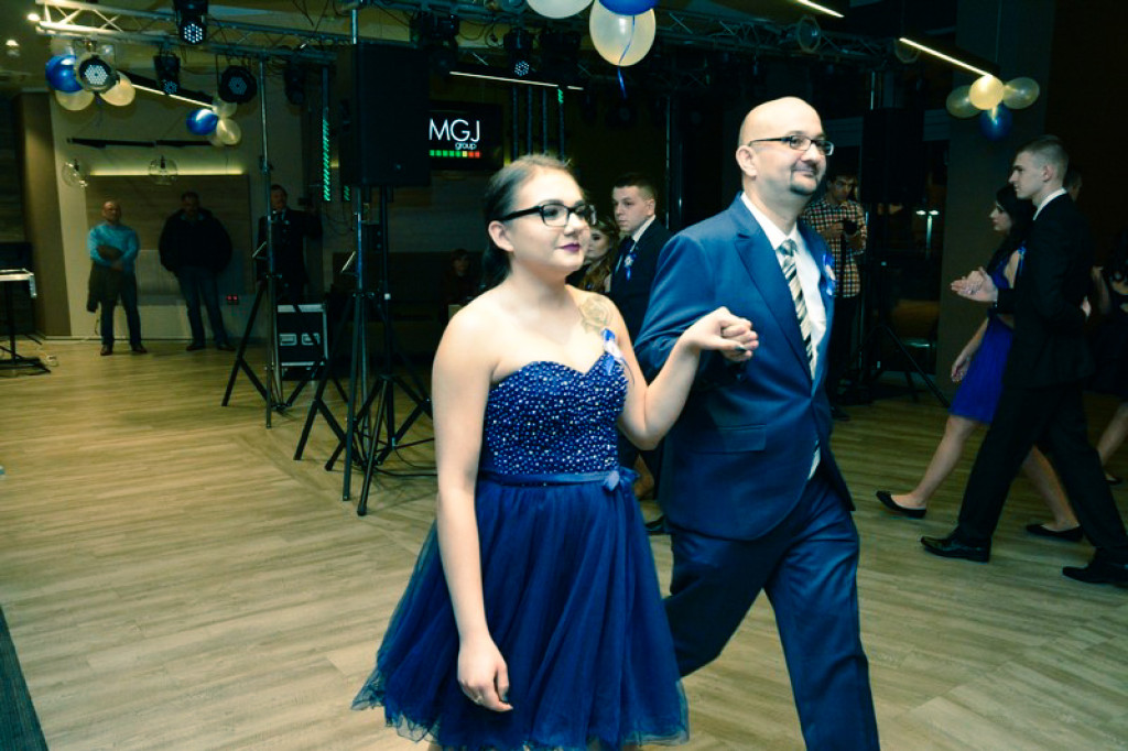 Studniówka Zespołu Szkół Budowlanych w Brzegu [fotogaleria]