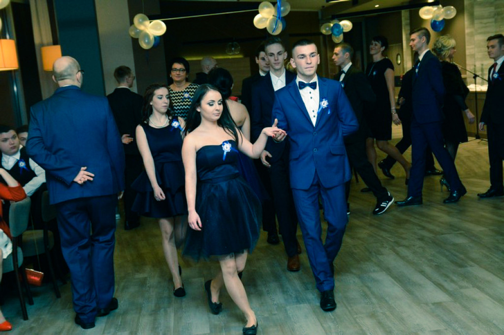 Studniówka Zespołu Szkół Budowlanych w Brzegu [fotogaleria]