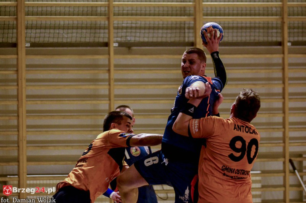 Olimp nokautuje rywali. Dobry mecz w wykonaniu Olimpijczyków.