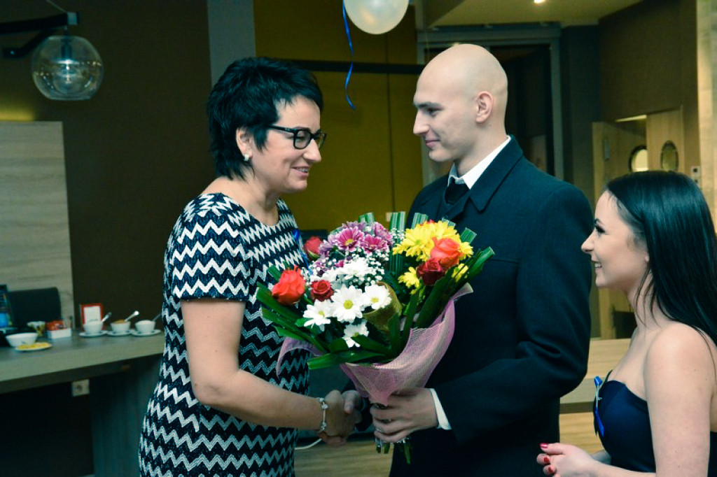 Studniówka Zespołu Szkół Budowlanych w Brzegu [fotogaleria]