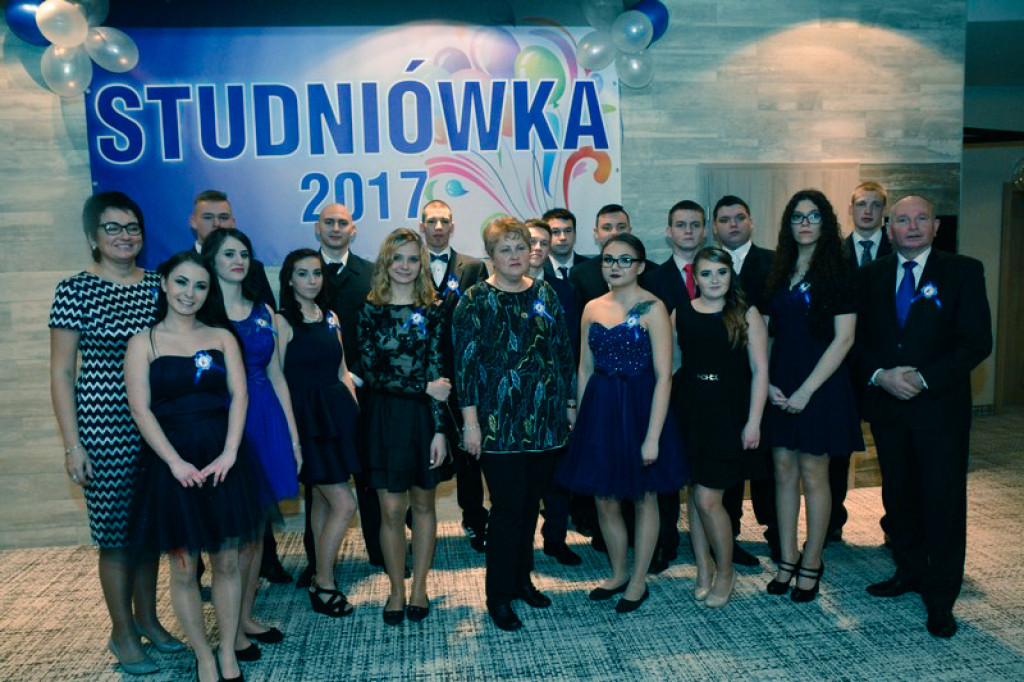 Studniówka Zespołu Szkół Budowlanych w Brzegu [fotogaleria]