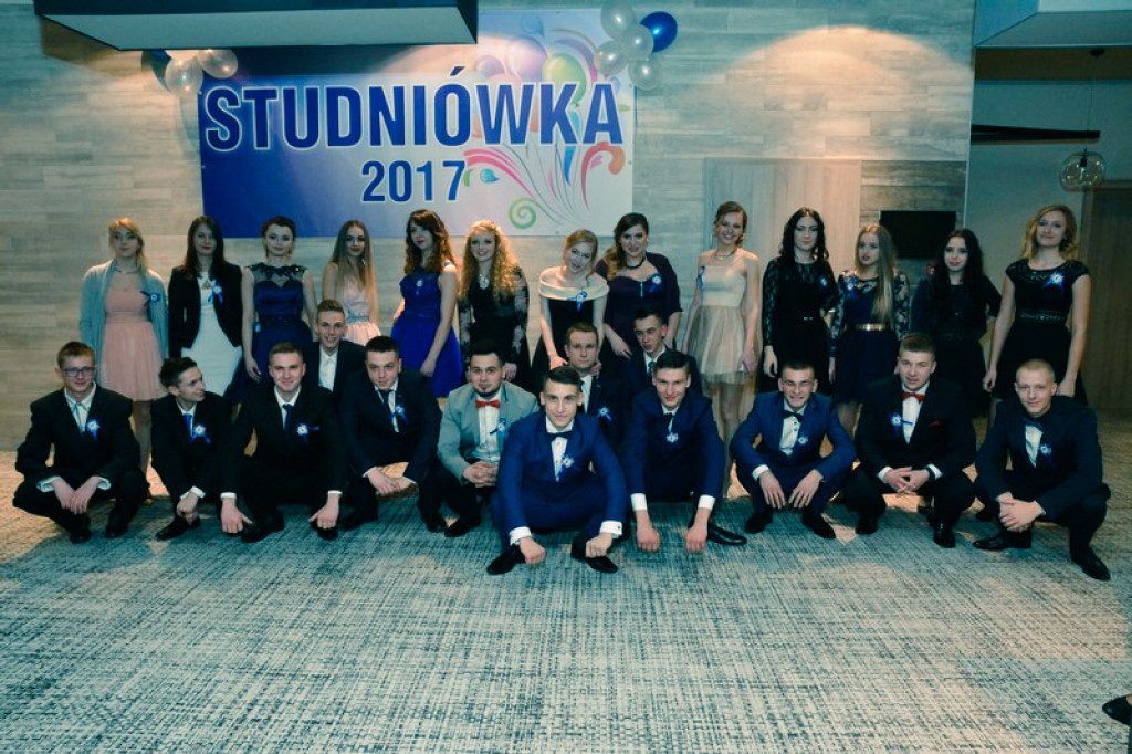 Studniówka Zespołu Szkół Budowlanych w Brzegu [fotogaleria]