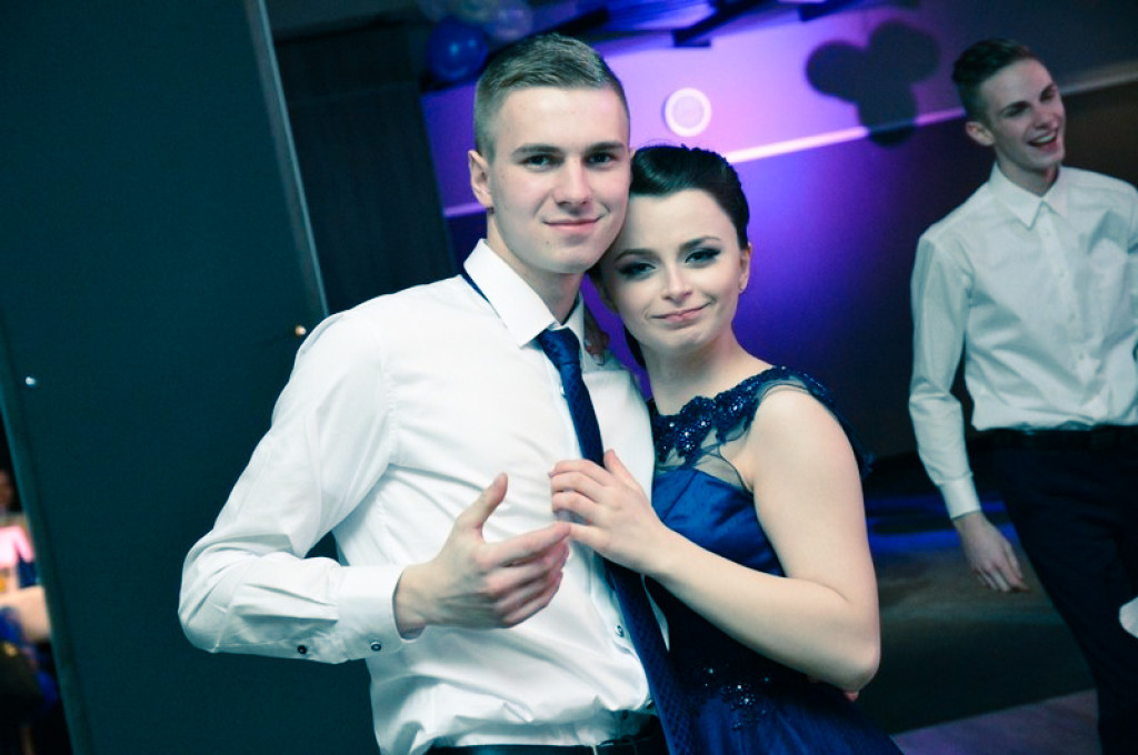 Studniówka Zespołu Szkół Budowlanych w Brzegu [fotogaleria]