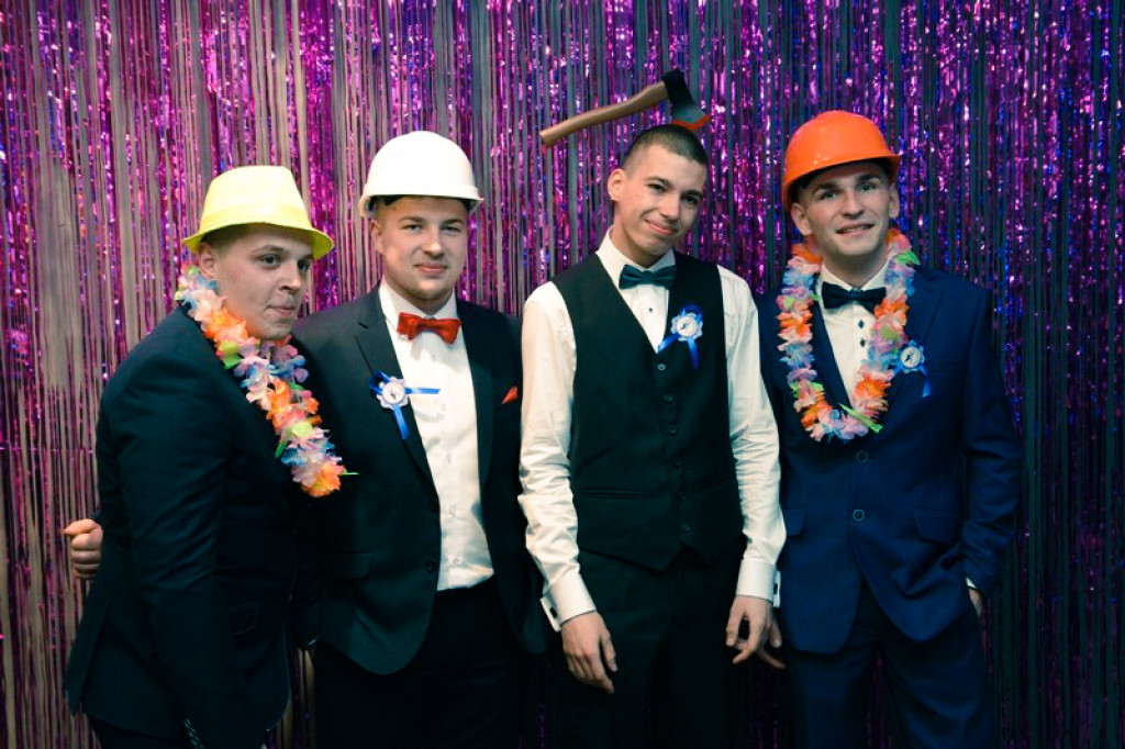 Studniówka Zespołu Szkół Budowlanych w Brzegu [fotogaleria]