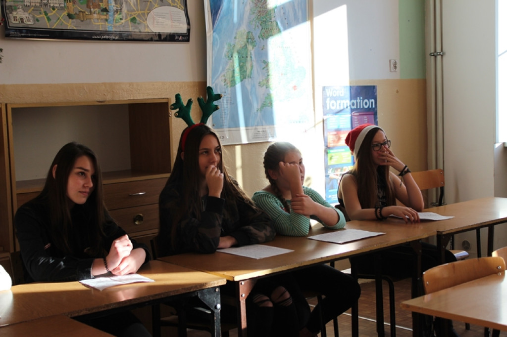 BLIŻEJ ŚWIĄTECZNYCH TRADYCJI KRAJÓW OBCOJĘZYCZNYCH