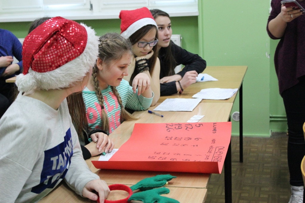 BLIŻEJ ŚWIĄTECZNYCH TRADYCJI KRAJÓW OBCOJĘZYCZNYCH