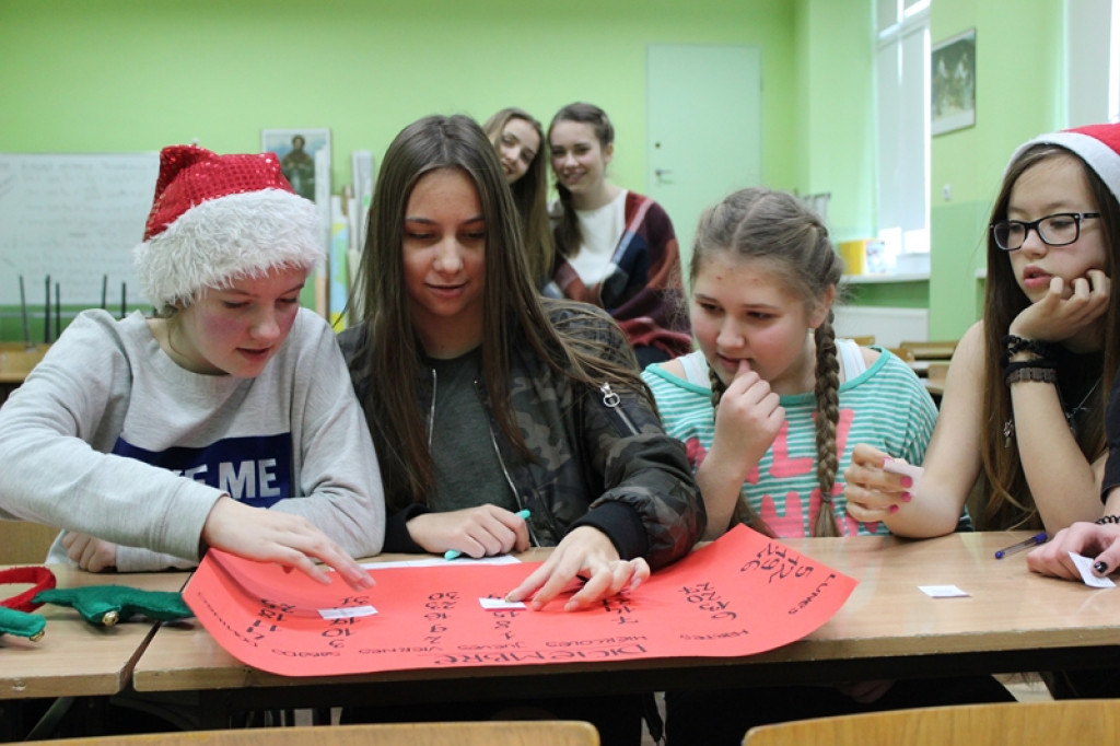 BLIŻEJ ŚWIĄTECZNYCH TRADYCJI KRAJÓW OBCOJĘZYCZNYCH