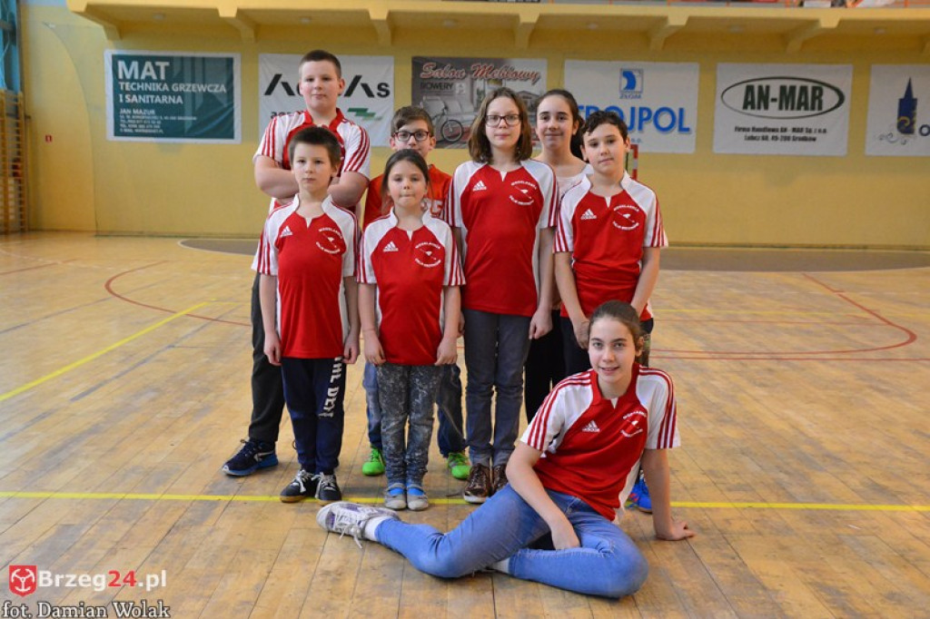 Halowe zawody modelarskie w kategorii F1N w Grodkowie [zdjęcia, wideo]