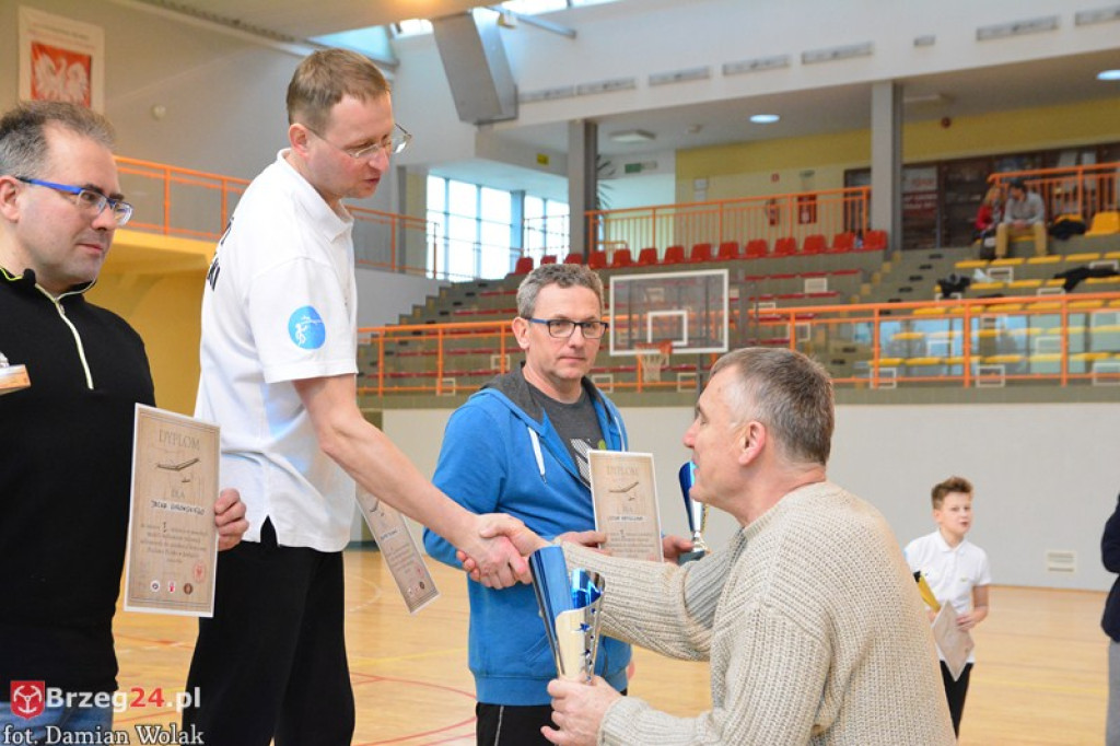 Halowe zawody modelarskie w kategorii F1N w Grodkowie [zdjęcia, wideo]