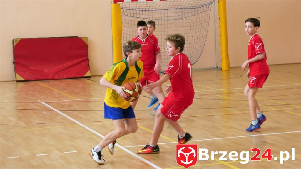 MISTRZOSTWA POWIATU BRZESKIEGO W  MINI PIŁCE KOSZYKOWEJ  CHŁOPCÓW SZKÓŁ PODSTAWOWYCH