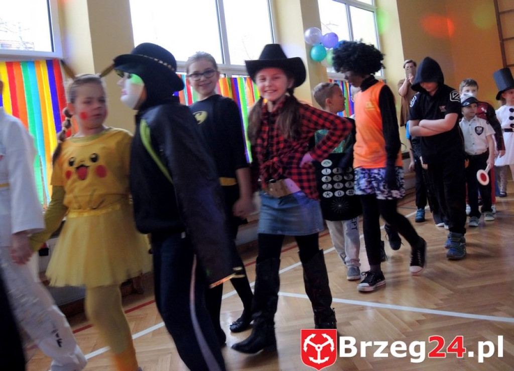 Niech żyje bal ... w ÓSEMCE