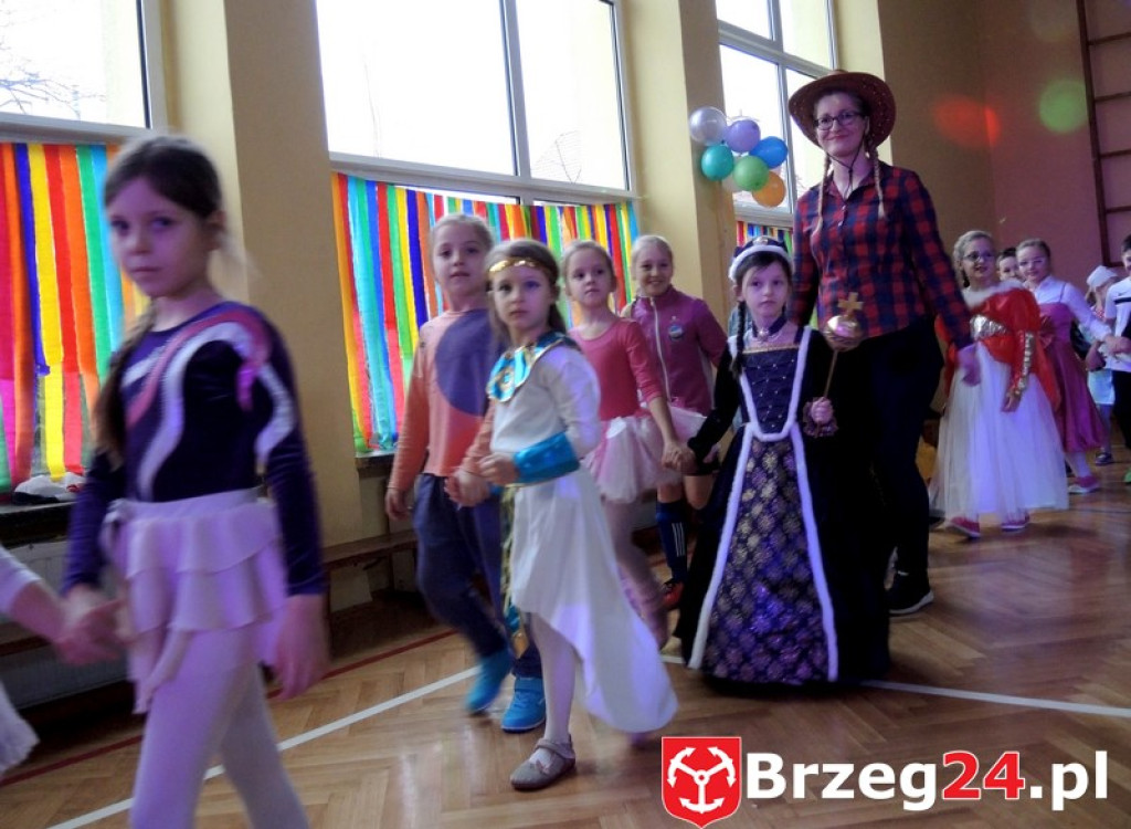 Niech żyje bal ... w ÓSEMCE