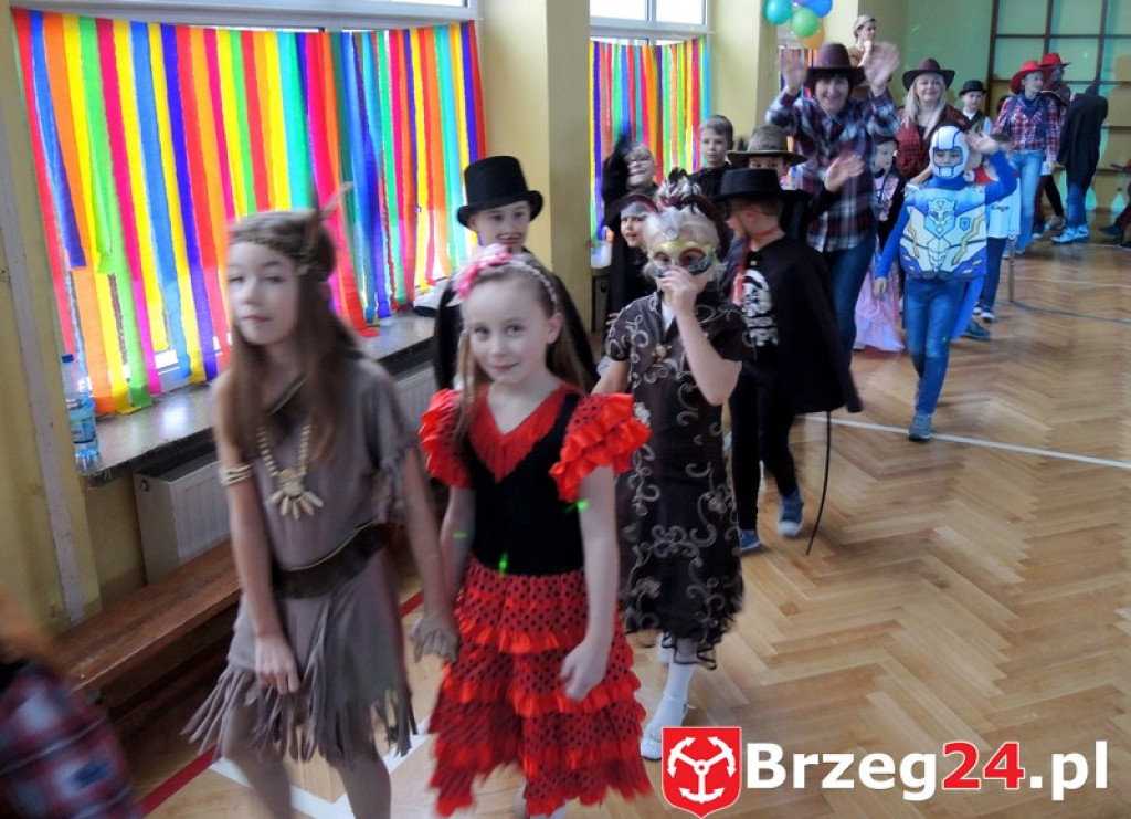 Niech żyje bal ... w ÓSEMCE