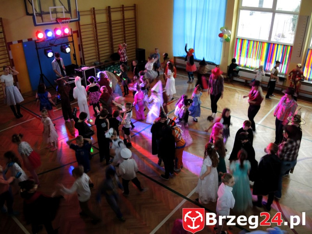 Niech żyje bal ... w ÓSEMCE