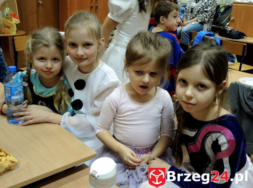 Niech żyje bal ... w ÓSEMCE