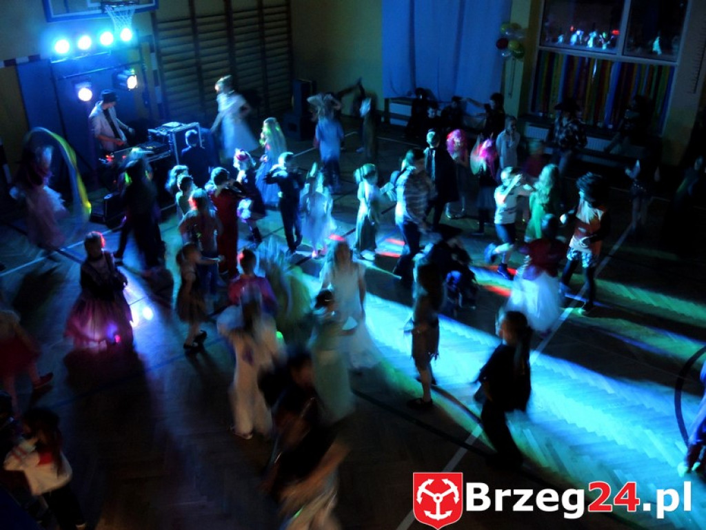 Niech żyje bal ... w ÓSEMCE