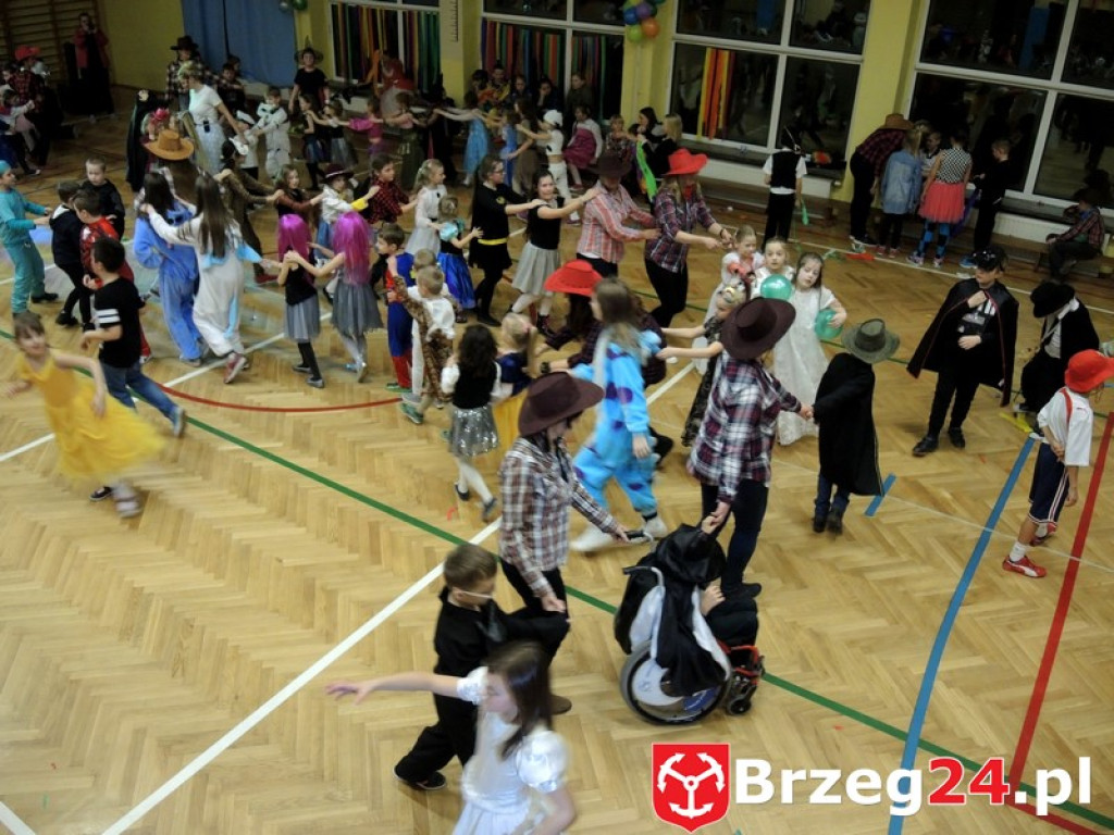 Niech żyje bal ... w ÓSEMCE