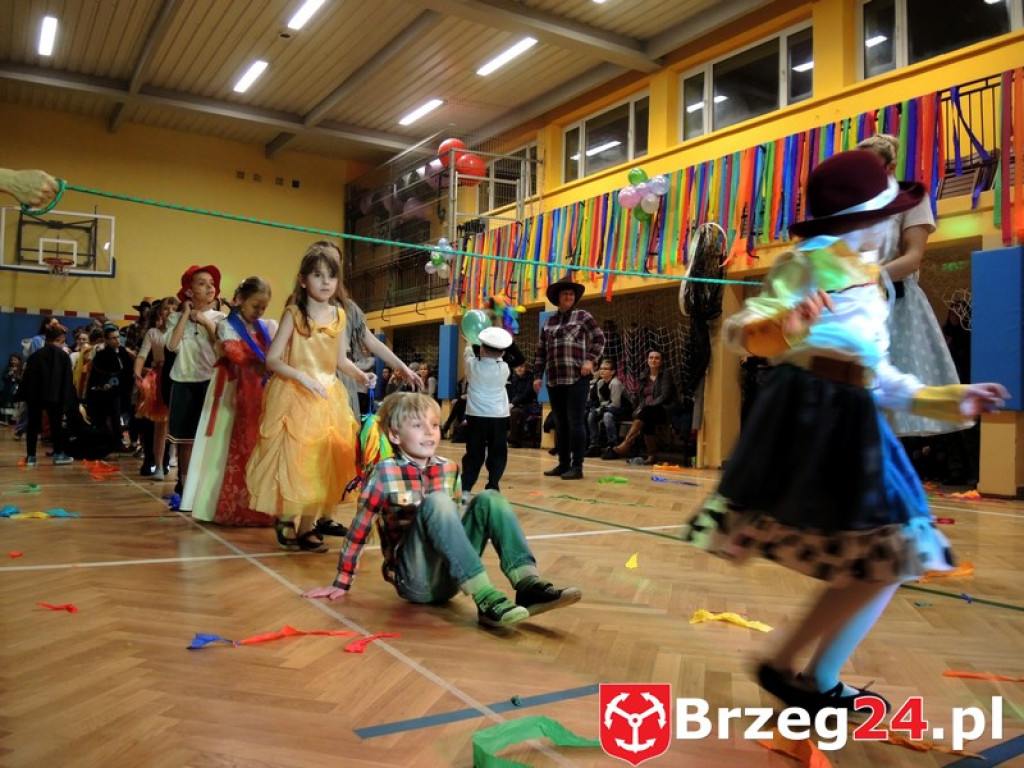 Niech żyje bal ... w ÓSEMCE